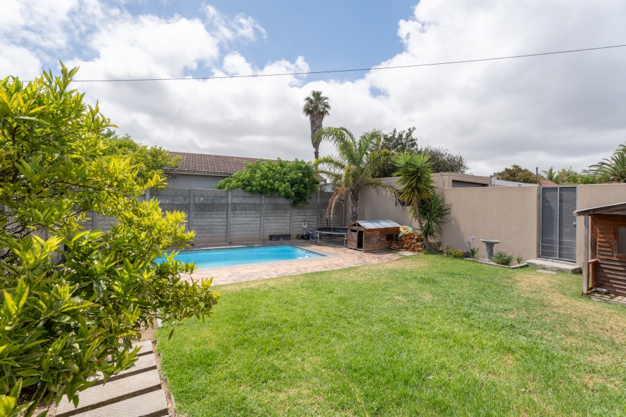 3 Bedroom Property for Sale in Zoo Park Western Cape